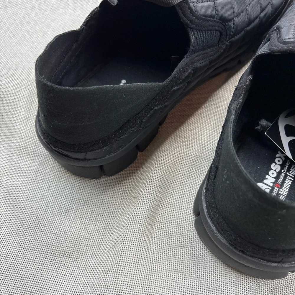 Deer Stags Men's NoSoX Hubie Memory Foam Comfort Casual Sneaker Size 9M